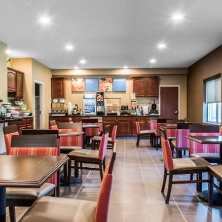 Comfort Inn Lancaster County Columbia Exterior photo