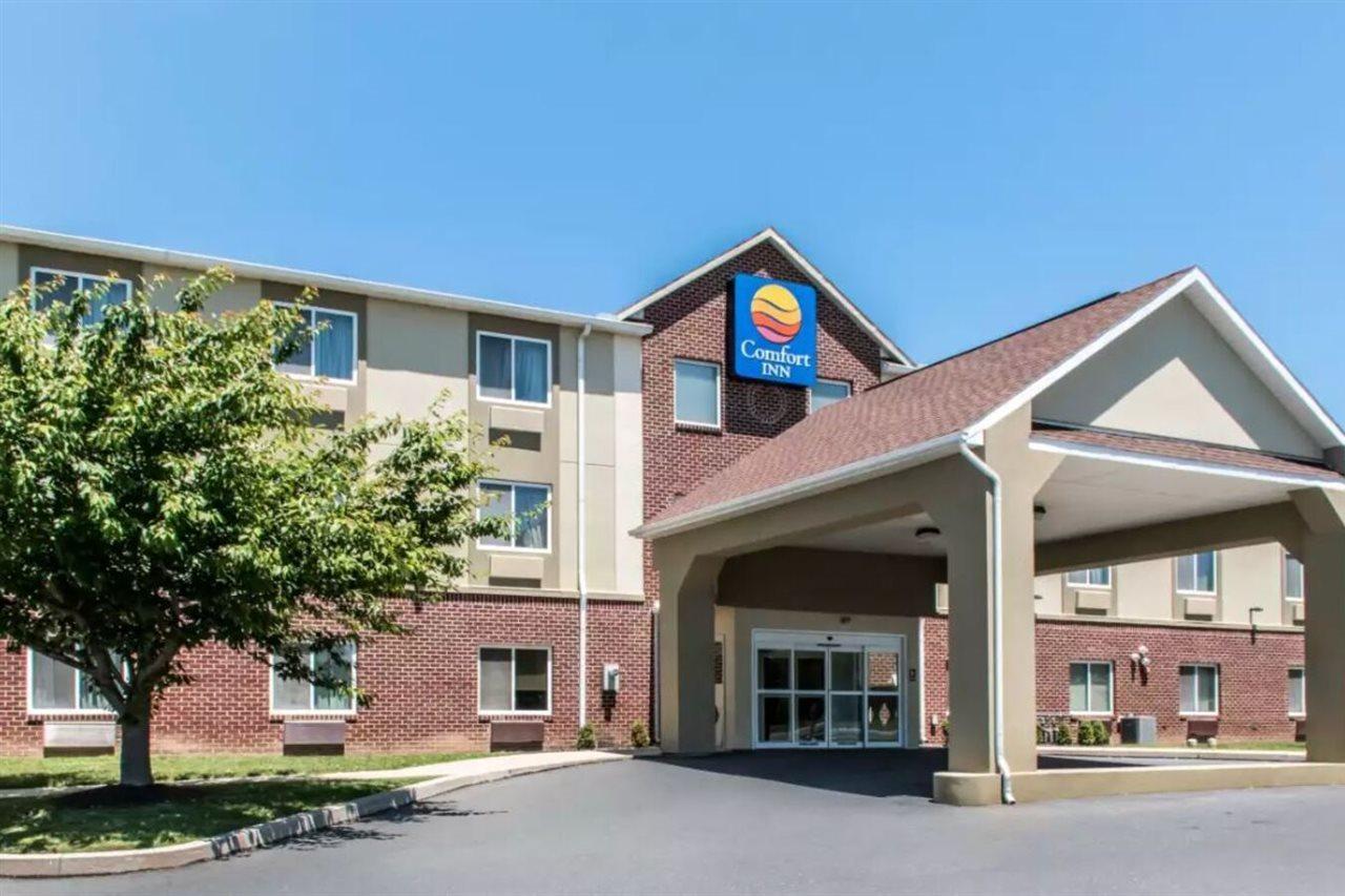 Comfort Inn Lancaster County Columbia Exterior photo