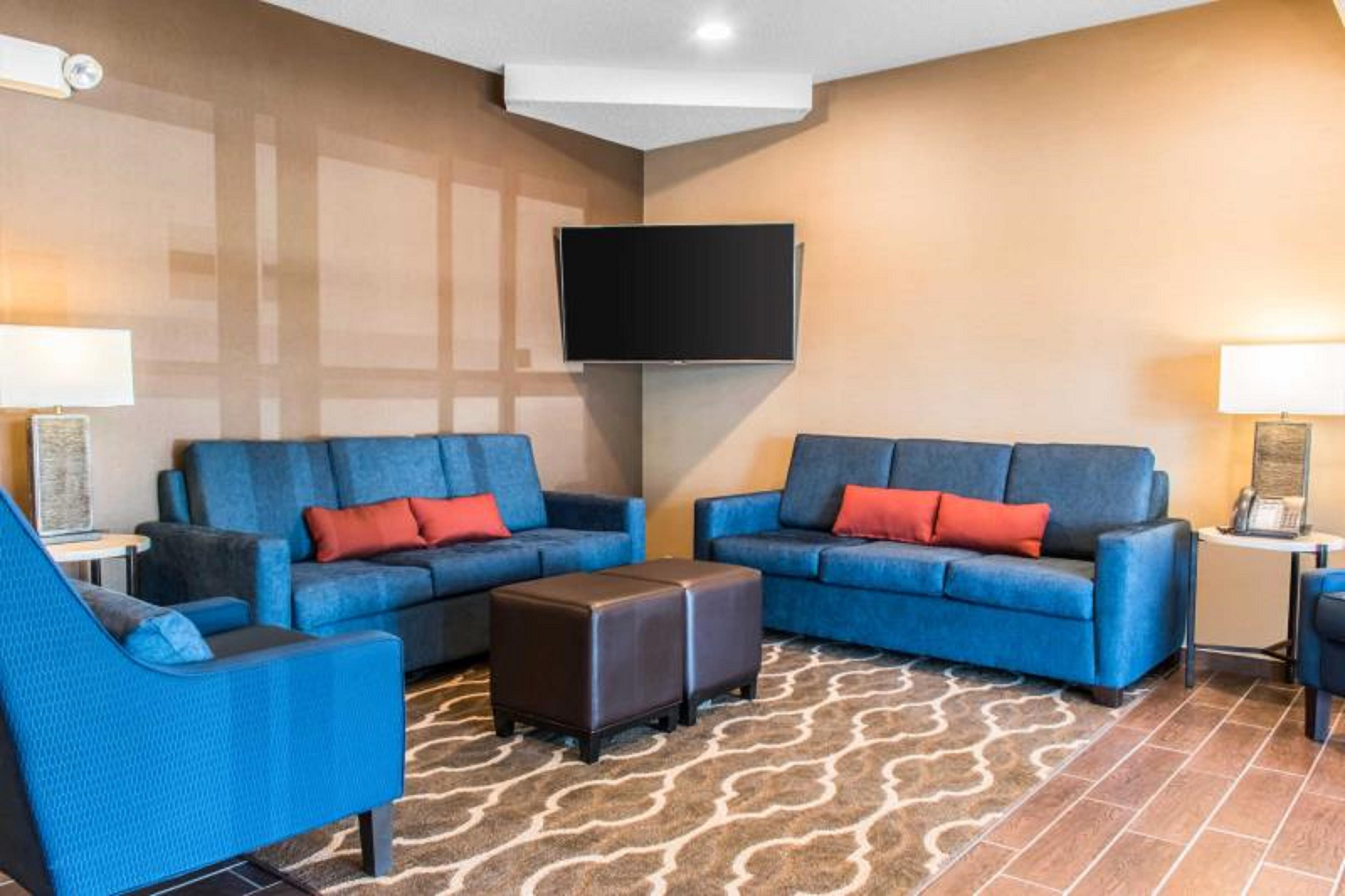 Comfort Inn Lancaster County Columbia Exterior photo